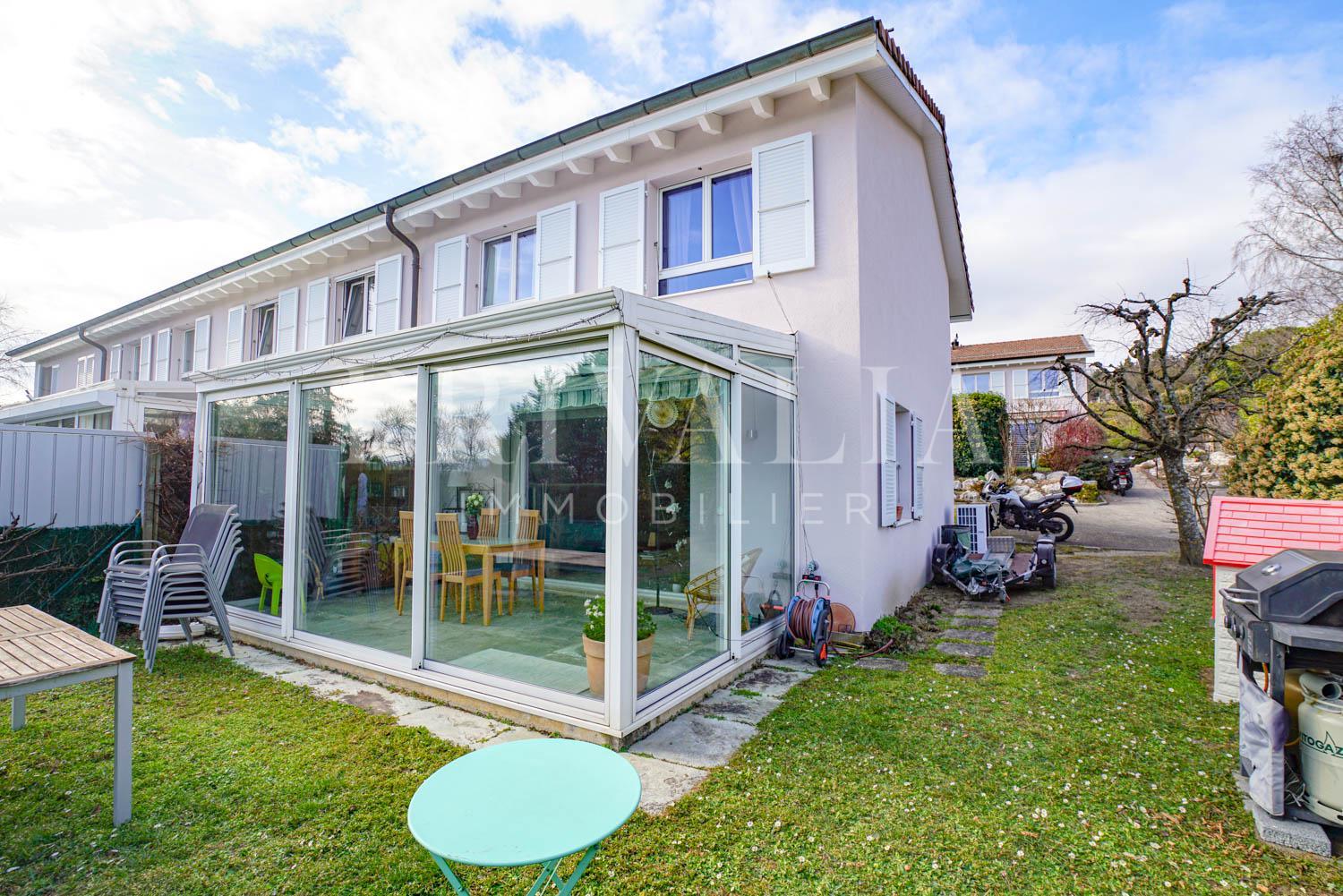 PrivaliaExclusive : Charming semi-detached villa next to the vineyards