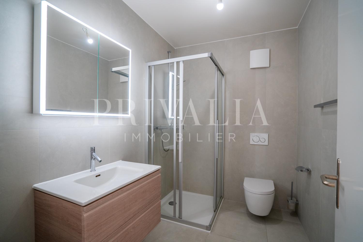 PrivaliaSuperbe appartement de 6,5 pièces en attique avec terrasse