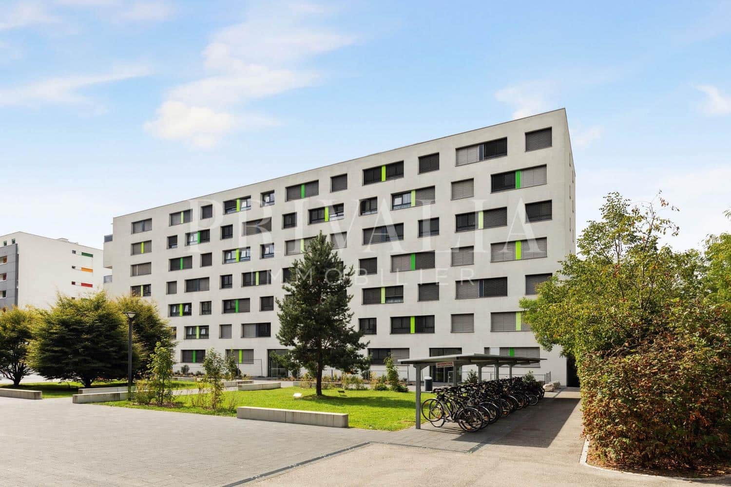 PrivaliaExclusive : 5 rooms apartment of 130 sqm with balcony