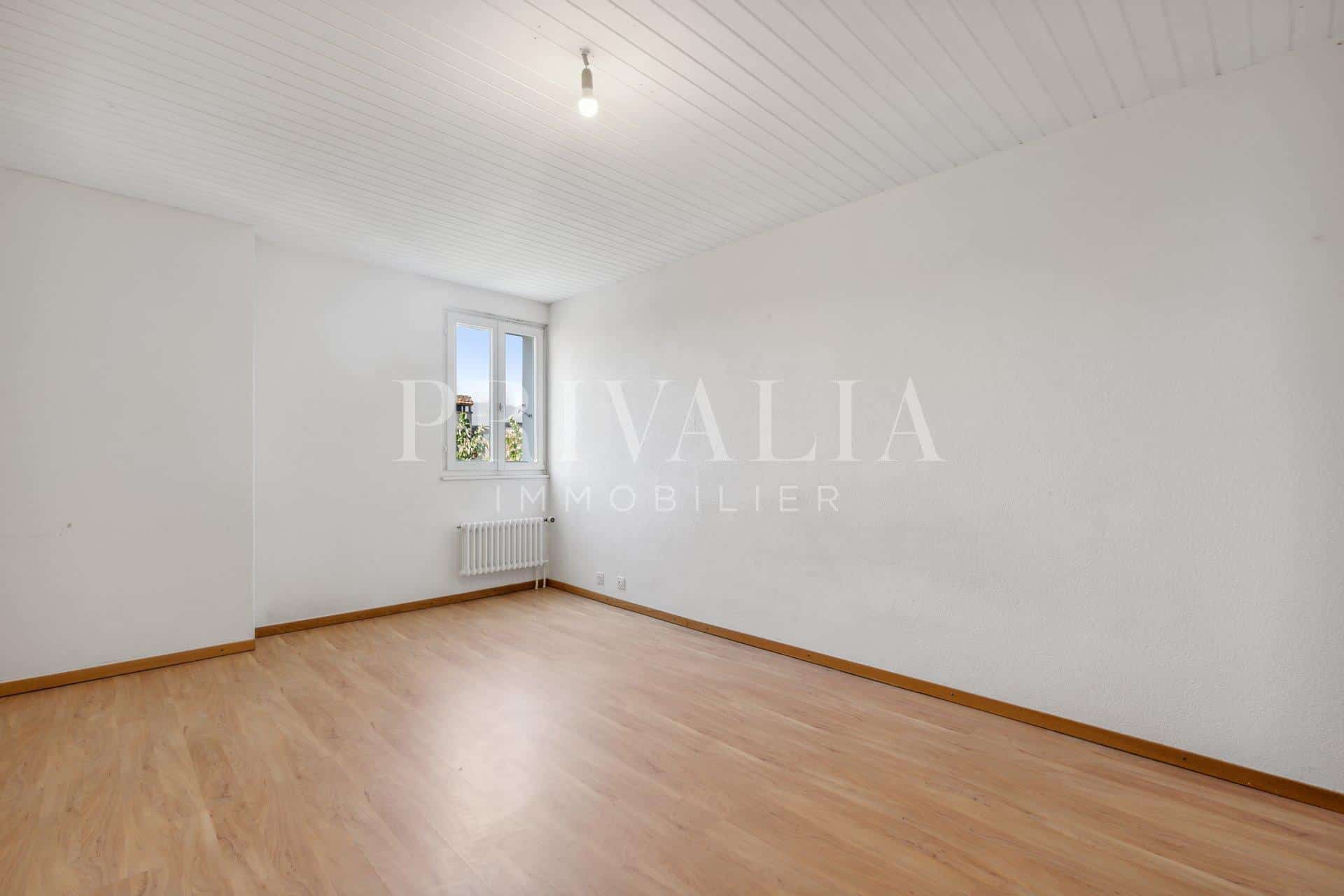 PrivaliaCasatax : Bright 3 room flat