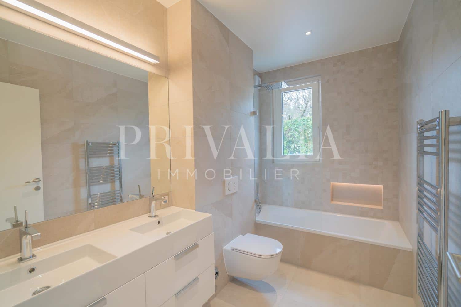 PrivaliaVery nice new flat with garden
