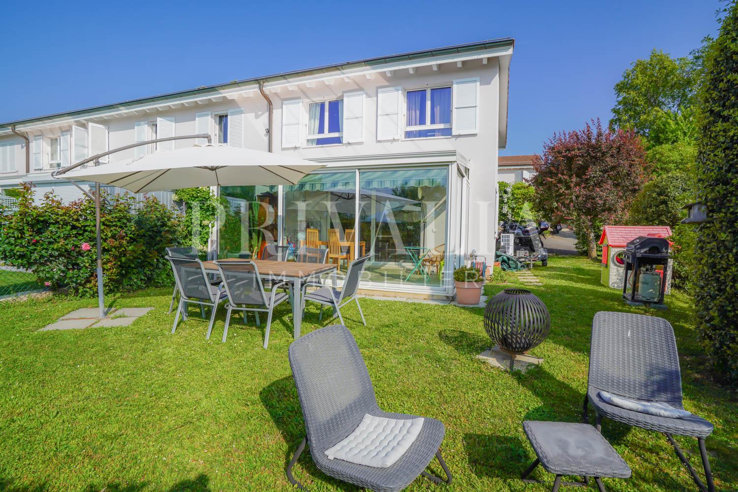 PrivaliaExclusive : Charming semi-detached villa next to the vineyards