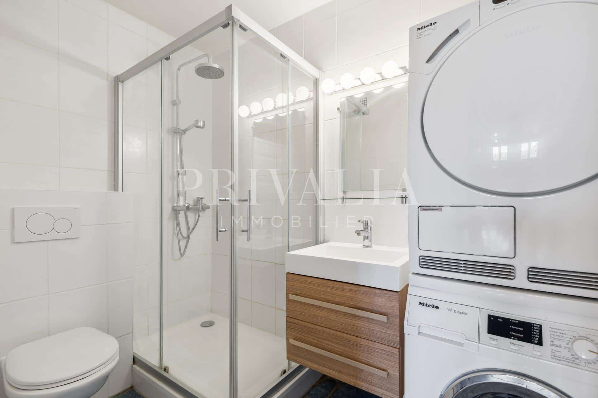 PrivaliaCasatax : Bright 3 room flat
