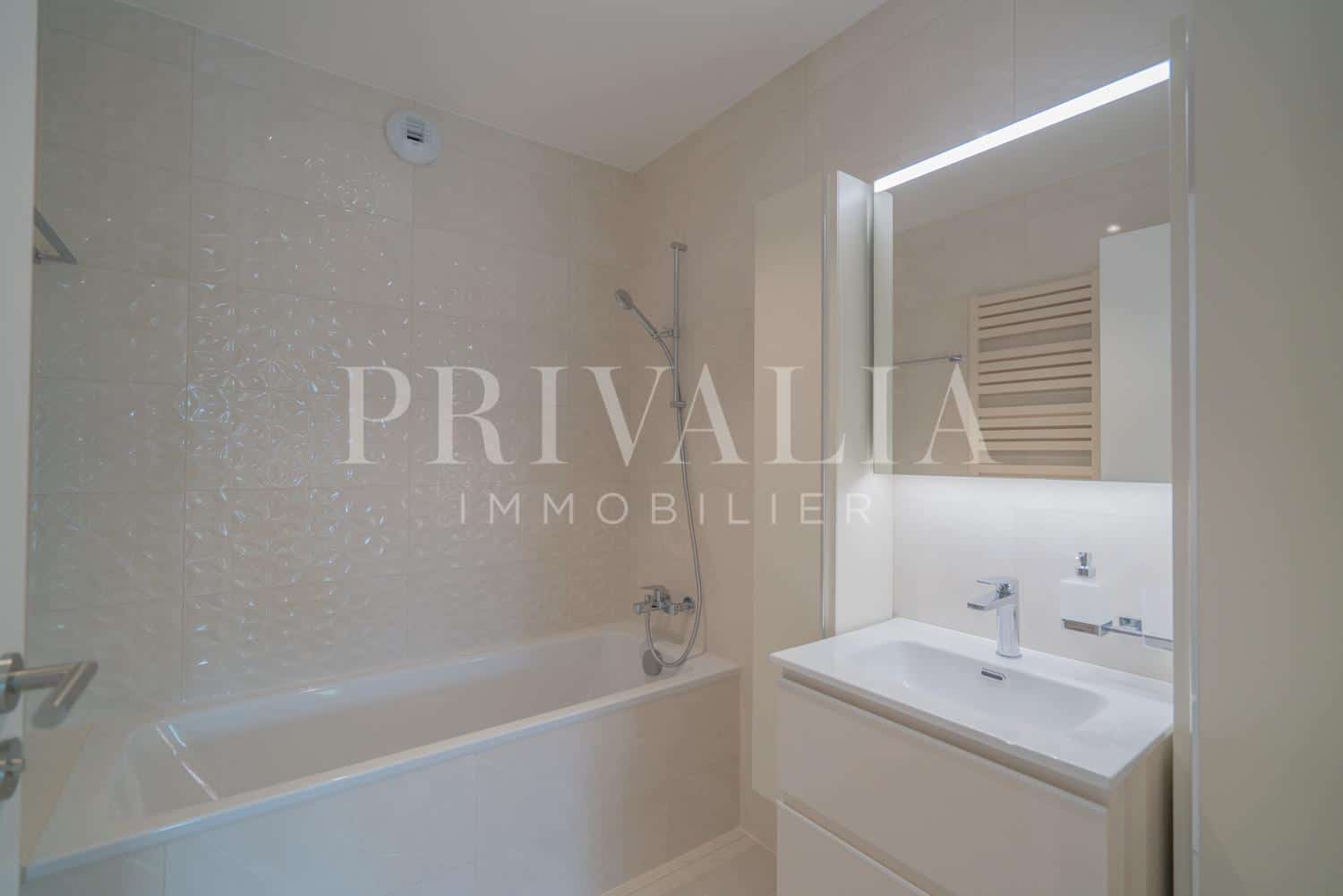 PrivaliaBeautiful new apartment in a quiet and green environment