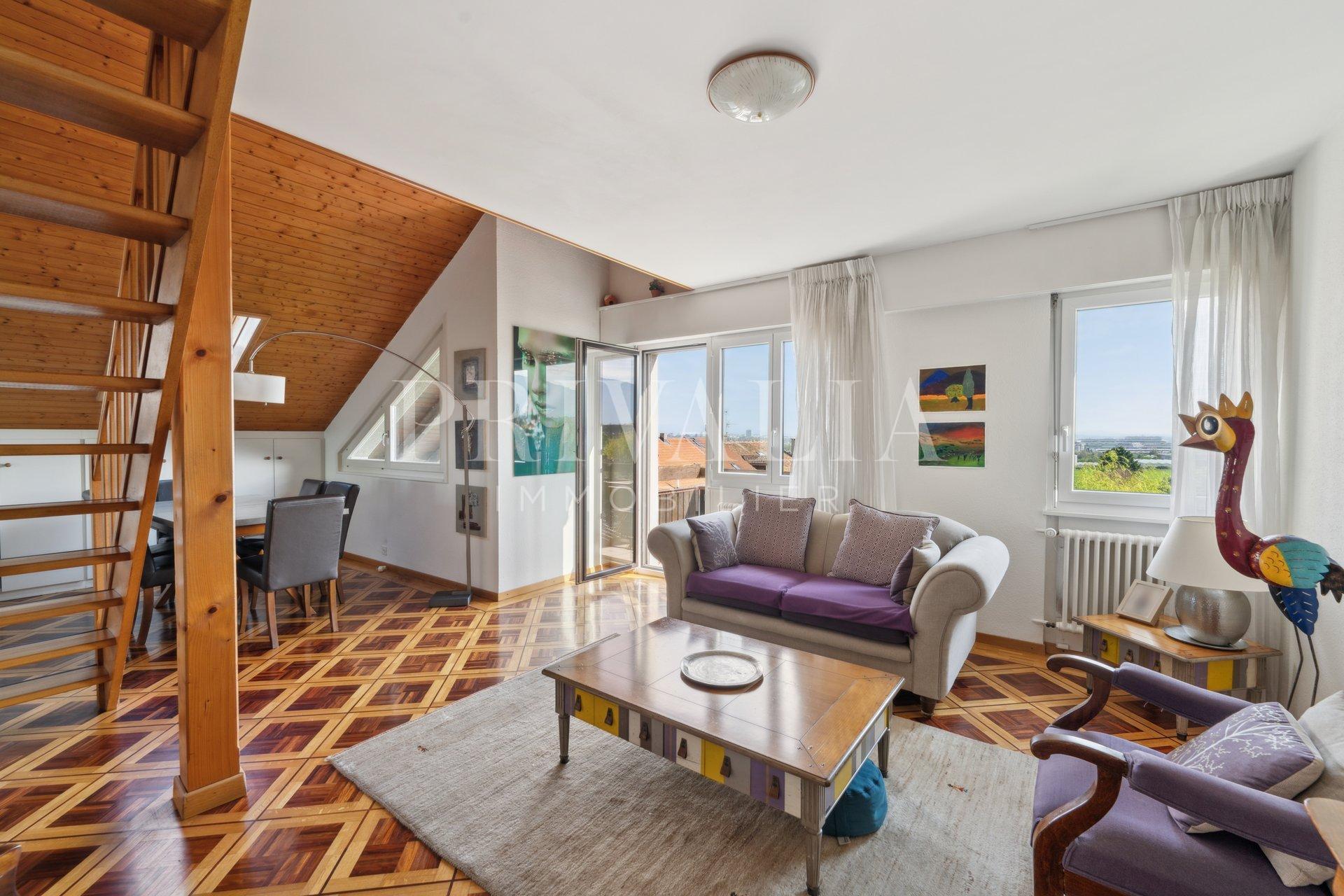 PrivaliaTop-Floor Corner Apartment