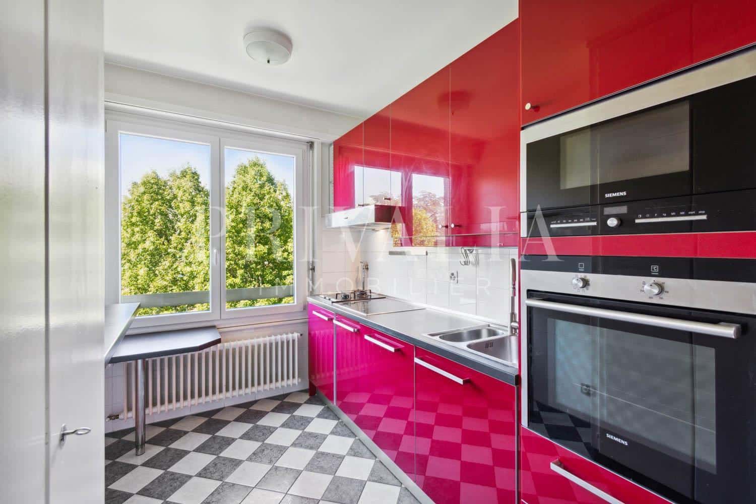 PrivaliaCrossing apartment on the top floor