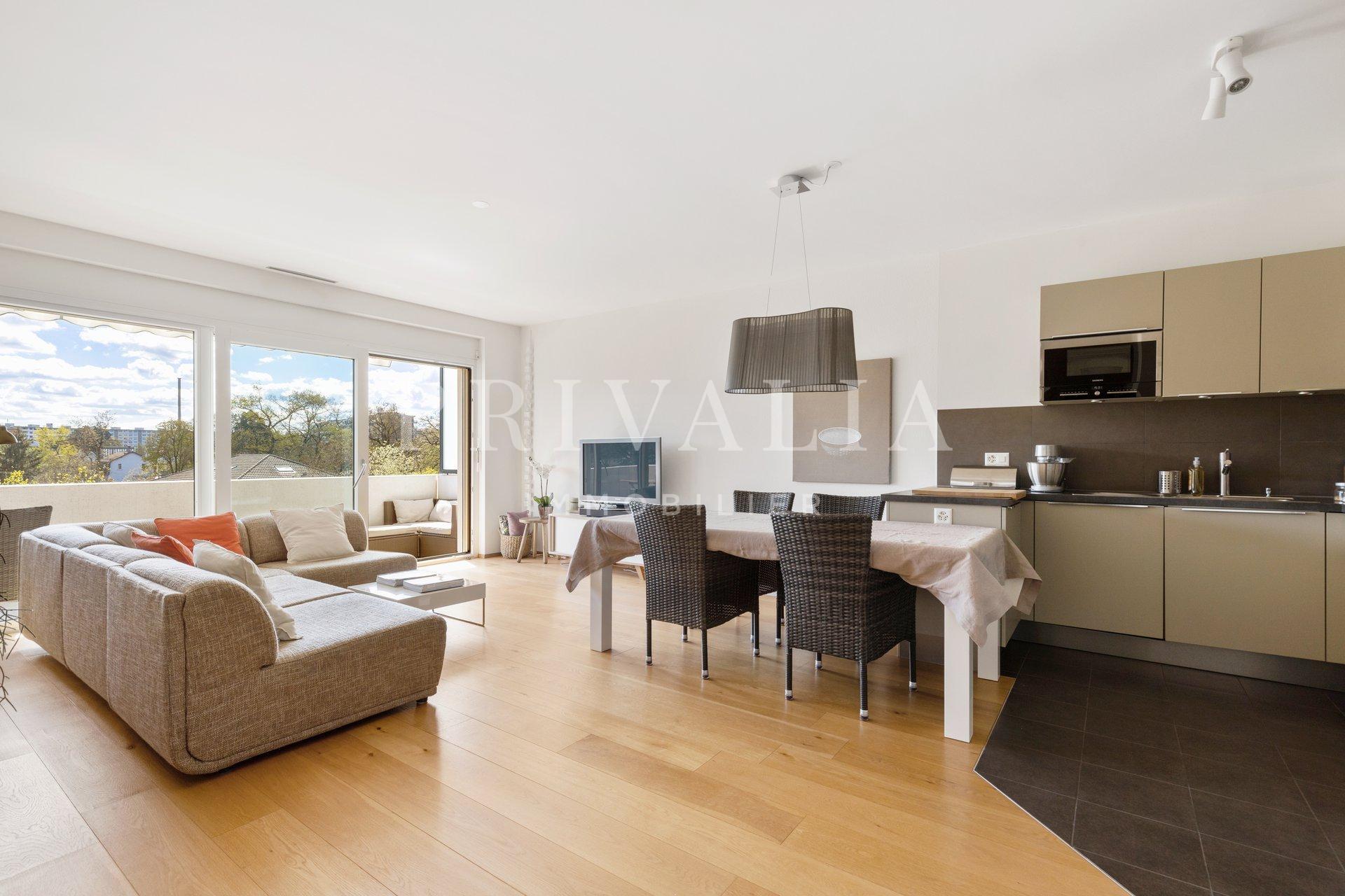 PrivaliaExclusive : Beautiful recent apartment with large balcony