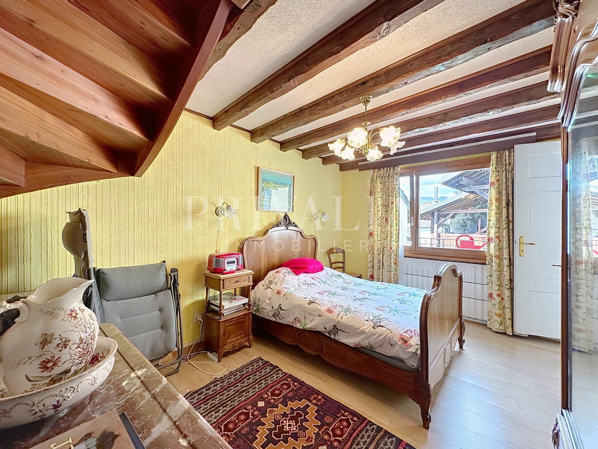 PrivaliaCharmante maison villageoise meublée au cœur de la campagne genevoise