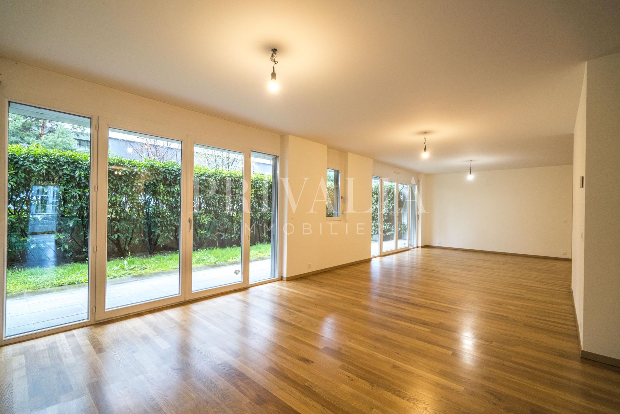 PrivaliaSuperb apartment on the ground floor near international organizations