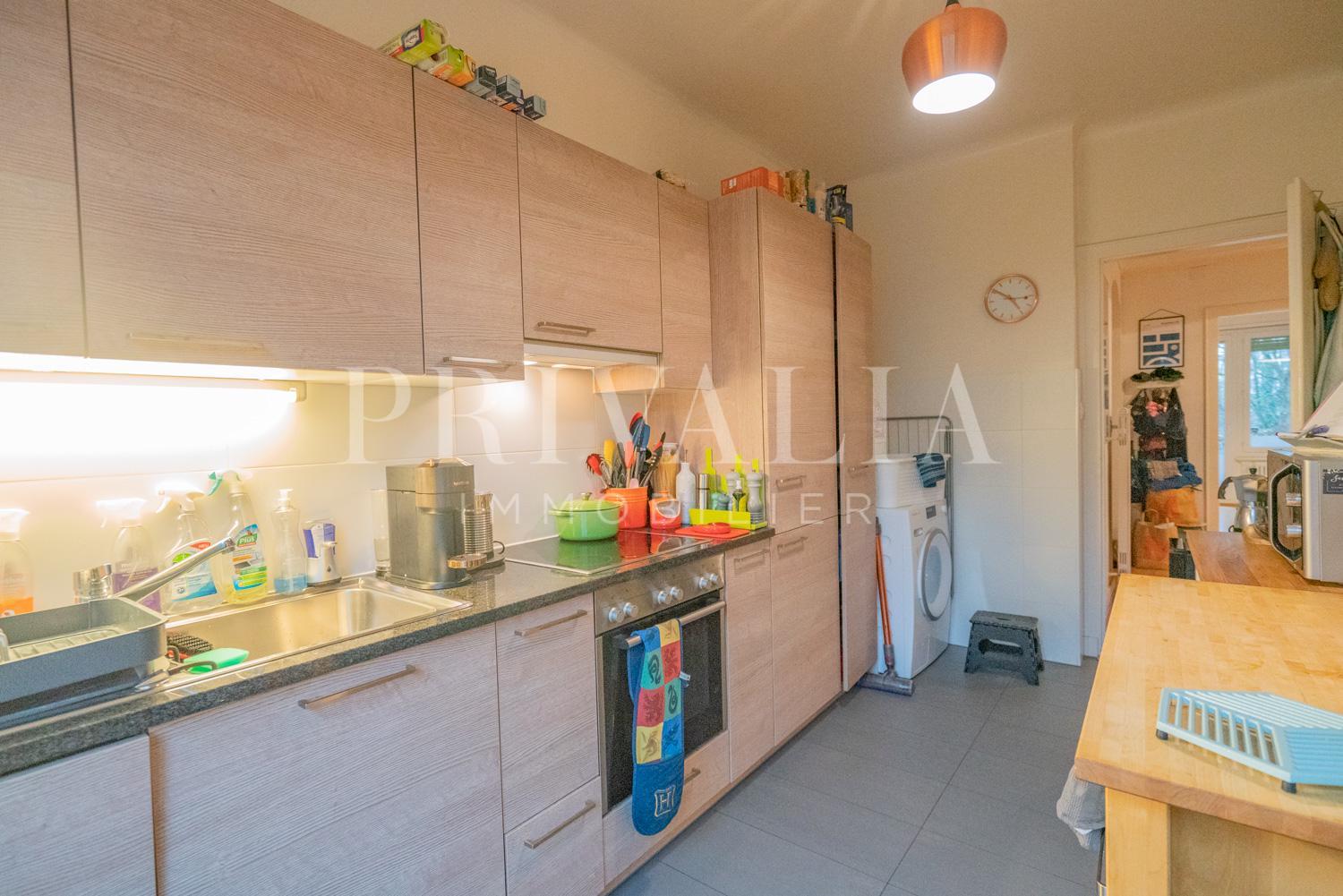 PrivaliaBel appartement traversant au coeur de Malagnou