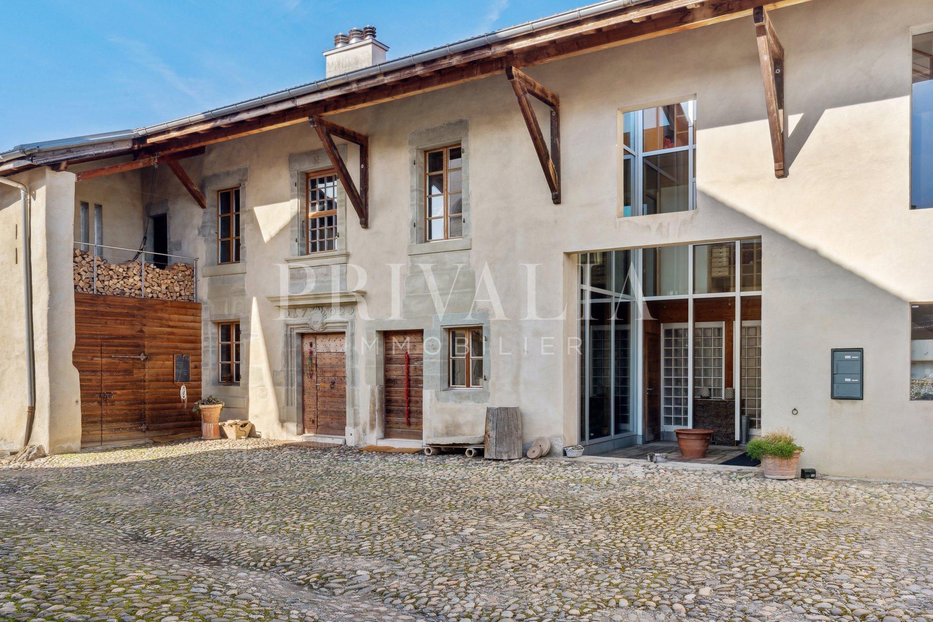 PrivaliaRare : Stunning renovated farmhouse in Sézegnin