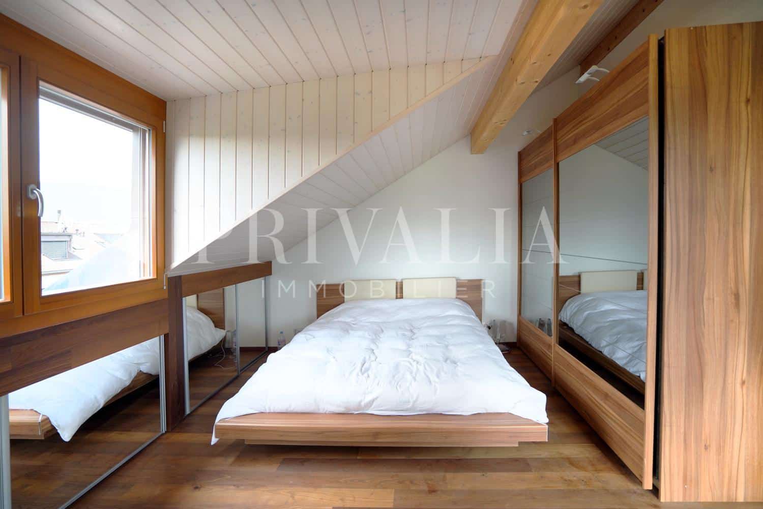 PrivaliaEn Exclusivité: Superbe villa mitoyenne récente en pignon